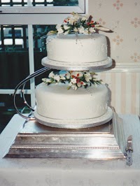 Heathers Unique Cakes and Catering 1079866 Image 2